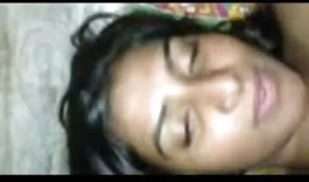 एशियाई और गोरा साथियों के साथ हिंदी सेक्सी मूवी हिंदी सेक्सी मूवी तले हुए हैं।
