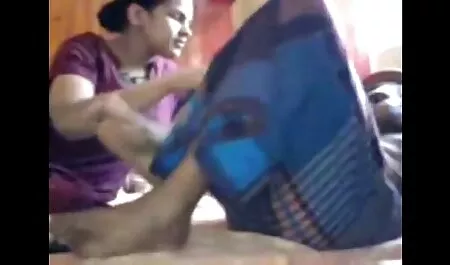 मैंने एक वीडियो सेक्सी फिल्म मूवी सिलिकॉन लार्वा के साथ गधे में एक डिक डाल दिया।