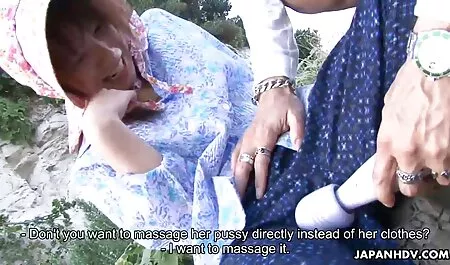 पूल क्लीनर ने खूबसूरत और सेक्सी मूवी गोरा पर एक बोल्ट डाला