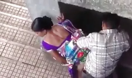 एशियाई बेब एक phallus के सेक्सी हिंदी वीडियो फुल मूवी साथ खुद को हस्तमैथुन करता है।