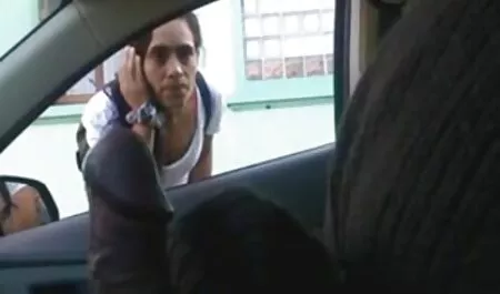 रूसी महिला काले पैर बुत के लिए देता है। सेक्सी मूवी बीएफ बीएफ बीएफ