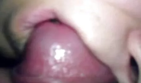 मालिश के लिए युवा क्लो सेक्सी मूवी का का दौरा करना।