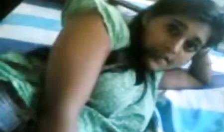 परिपक्व वेचिंग सेक्स मूवी इंग्लिश सेक्स मूवी कास्टिंग में एक गहरी blowjob करता है