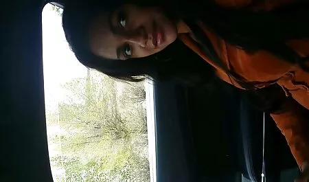 मोज़ा में फुल सेक्सी फिल्म चाहिए माँ उसे डेस्कटॉप पर एक जवान आदमी के साथ fucks